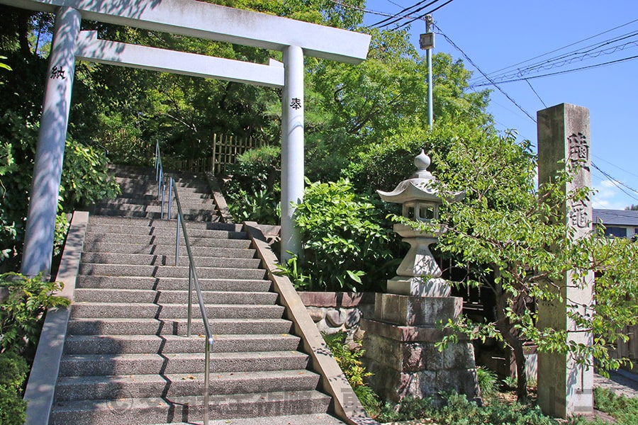 塩竈神社 愛知県名古屋市 の交通安全祈願 車のお祓いについて詳細 交通安全祈願 車のお祓いどっとこむ