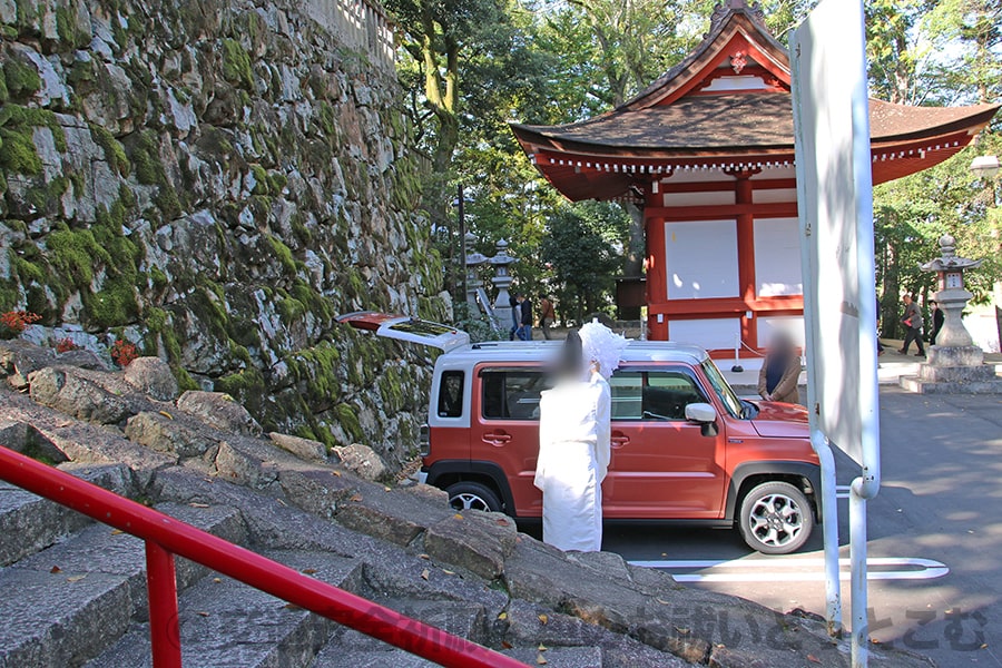 吉備津神社 車のお祓いを受けている様子（その2）