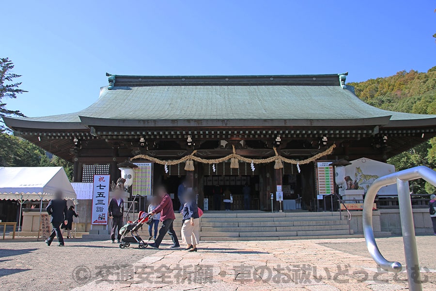 吉備津彦神社 拝殿の様子