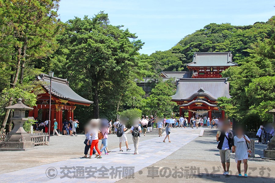 鶴岡八幡宮 境内全体および本宮内の様子